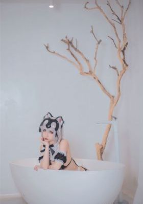 《一代女皇》_BD高清迅雷在线观看